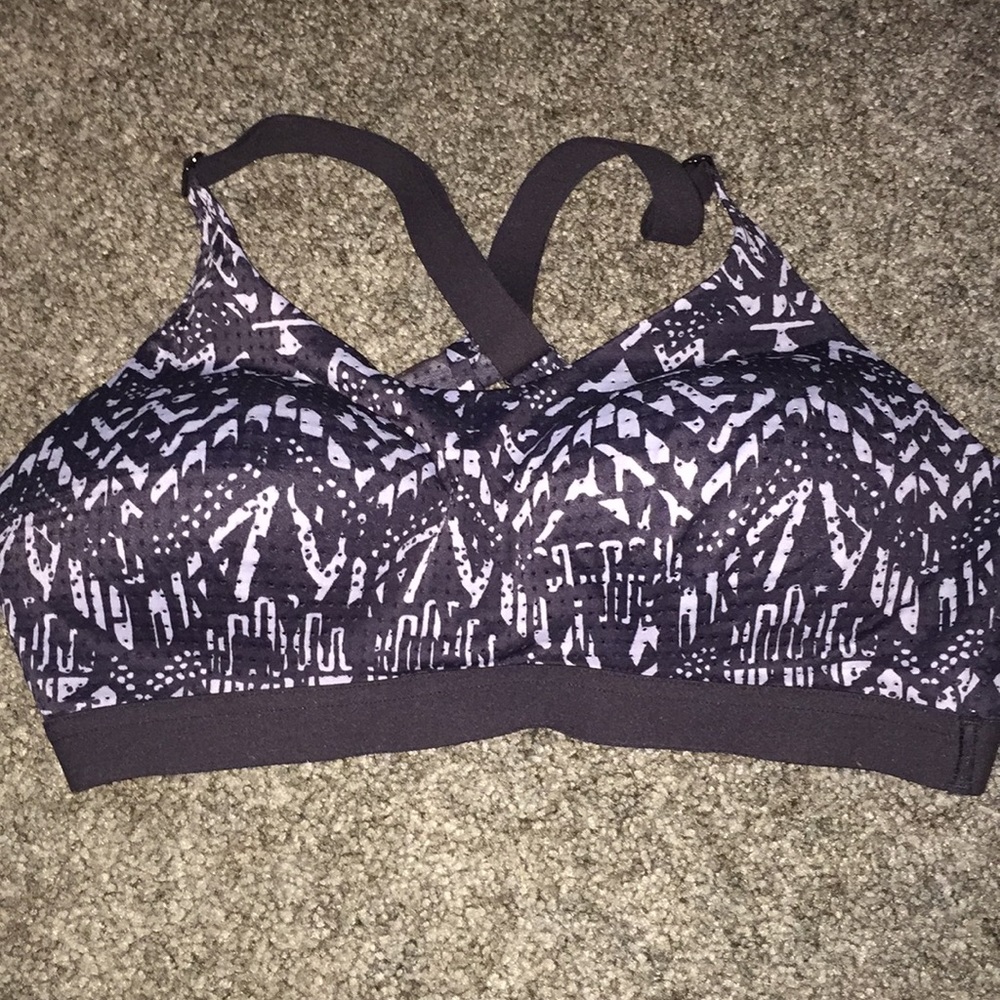 VS Sports bra , 36B, never worn